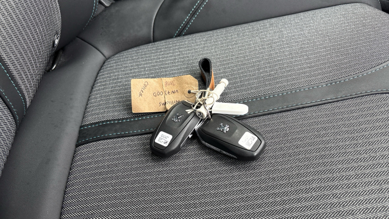 Peugeot 3008 1.2 PureTech Allure 5dr EAT8 Petrol Estate